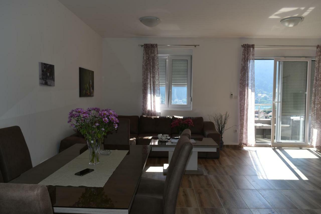 Apartments Sea View Kotor Dış mekan fotoğraf