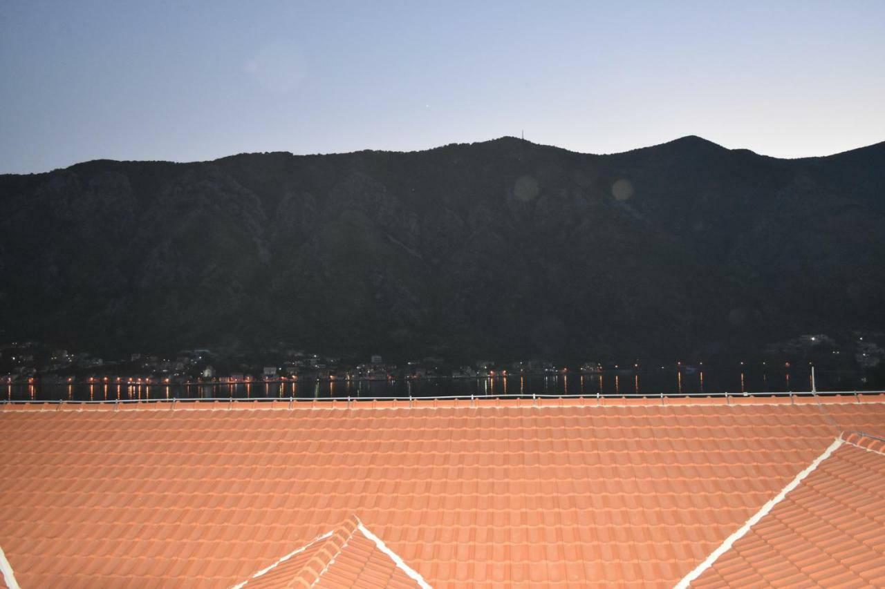 Apartments Sea View Kotor Dış mekan fotoğraf